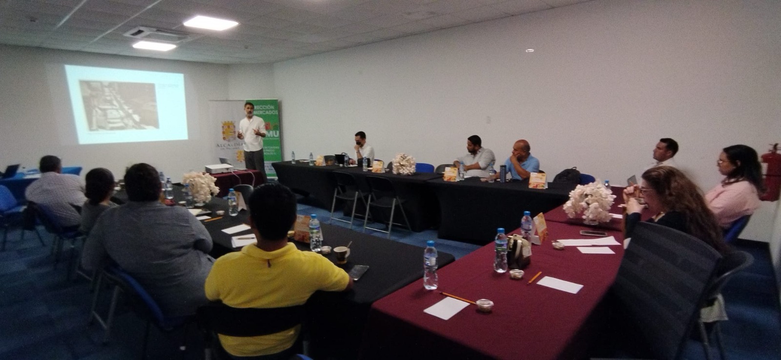 Salón de conferencias sobre mercados